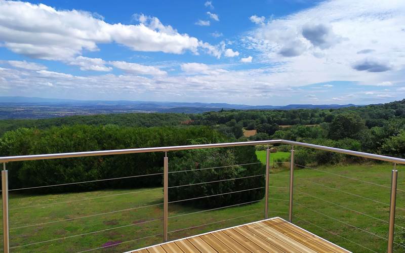 vue panoramique de la villa sur la plaine de la Limagne