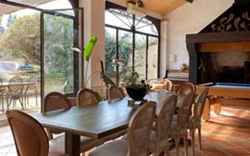 6eb61ef2f77b408c9125adf77611ed741105c (1)