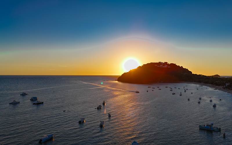 Ambatoloaka vue drone jour DJI_20250607181127_0338_Dcoucher de soleil