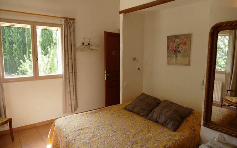 Colombelle-Chambre 1 Bonnieux - Double