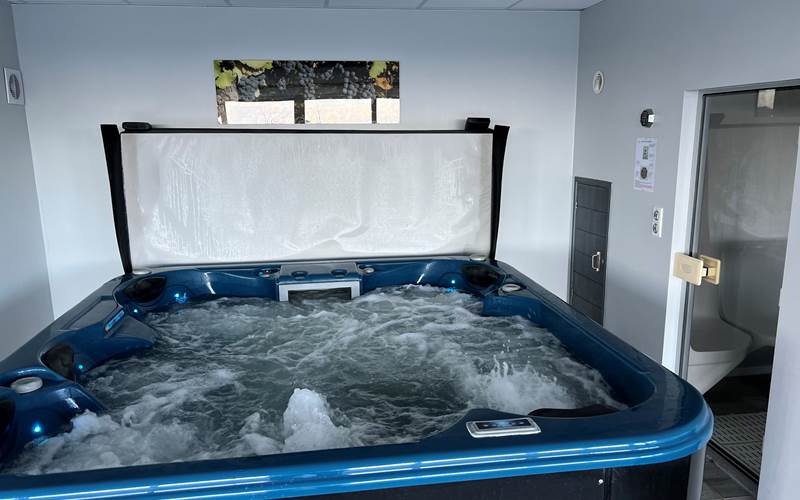 Spa 5 places (en option) et hammam