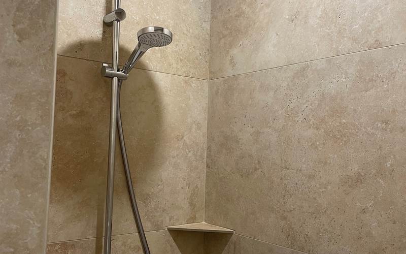 Troisième salle de bain