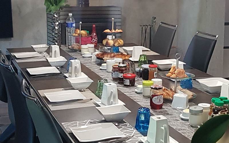 Petit Dej