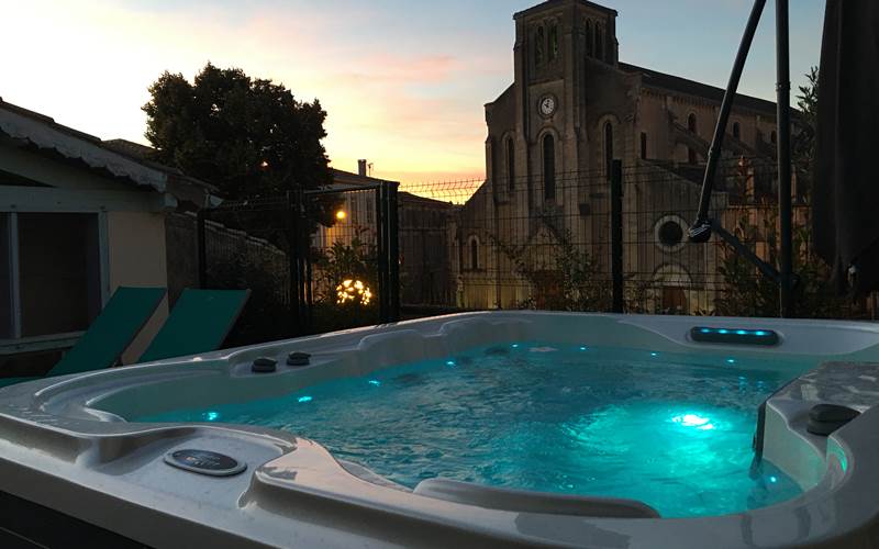 Le jacuzzi depuis le roof-top