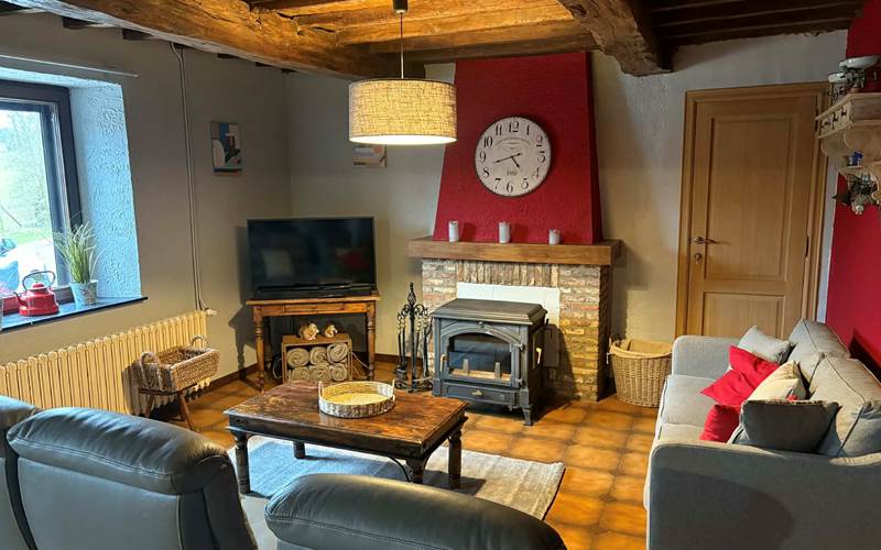 a2849e17-215b-40ad-96e4-e84ce7a00406