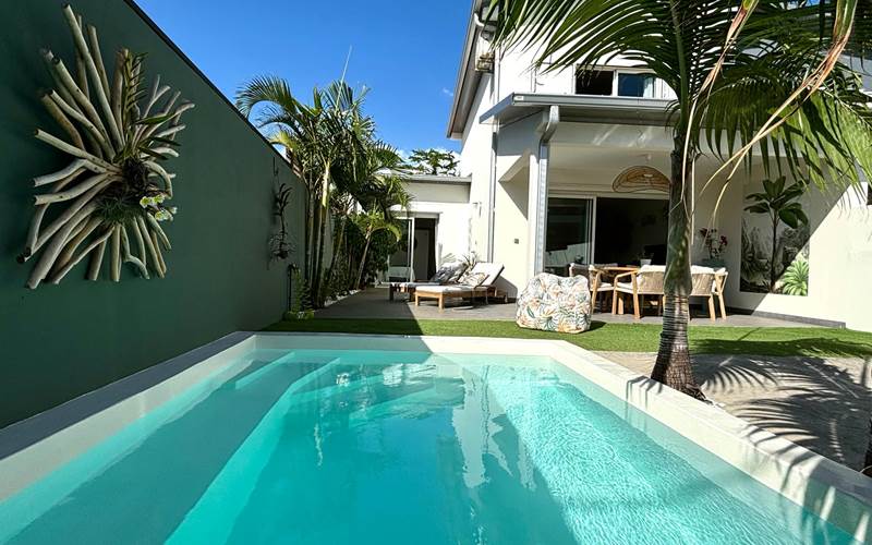 c4ac8f11-44b6-412c-a6c4-611d5542d1e5