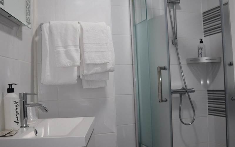 Salle de bains Chambre 5