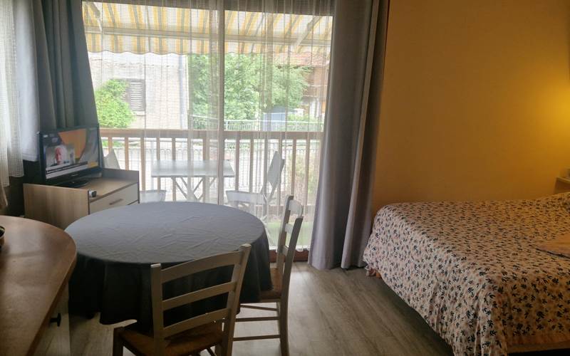 Studio 2 personnes étage