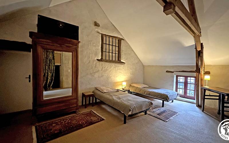 Chambre 2 lits simples Gîte 1