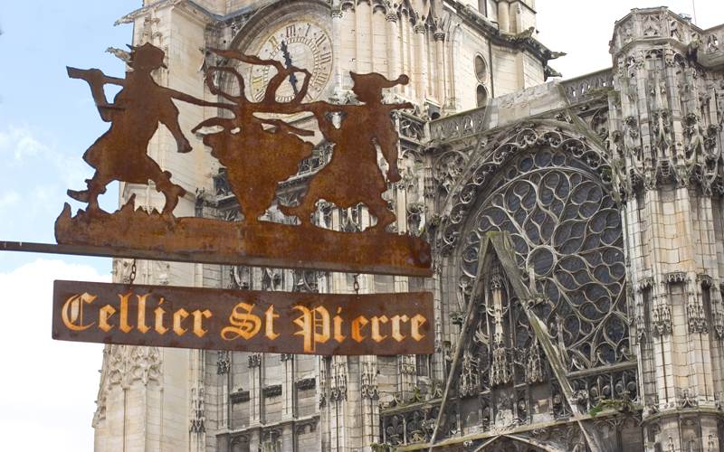 94040_photo_1-photo-around