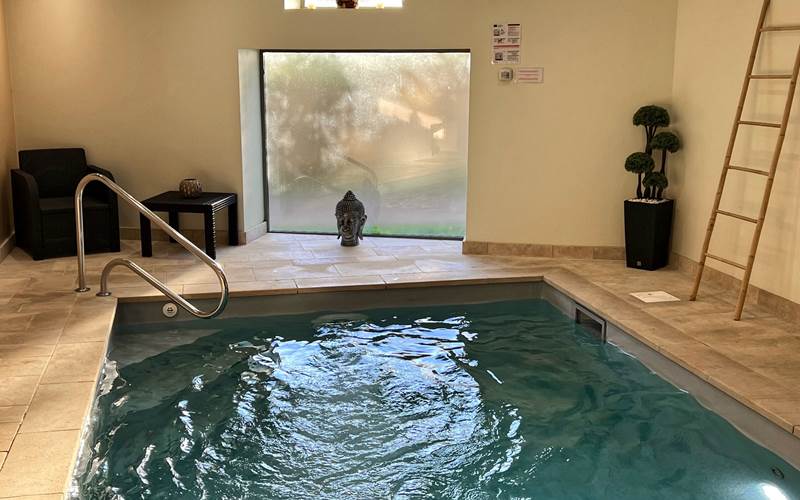 piscine intérieure chauffée privative