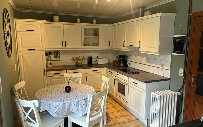 e1196454-d7ae-41c2-b658-6fde9edd9b78