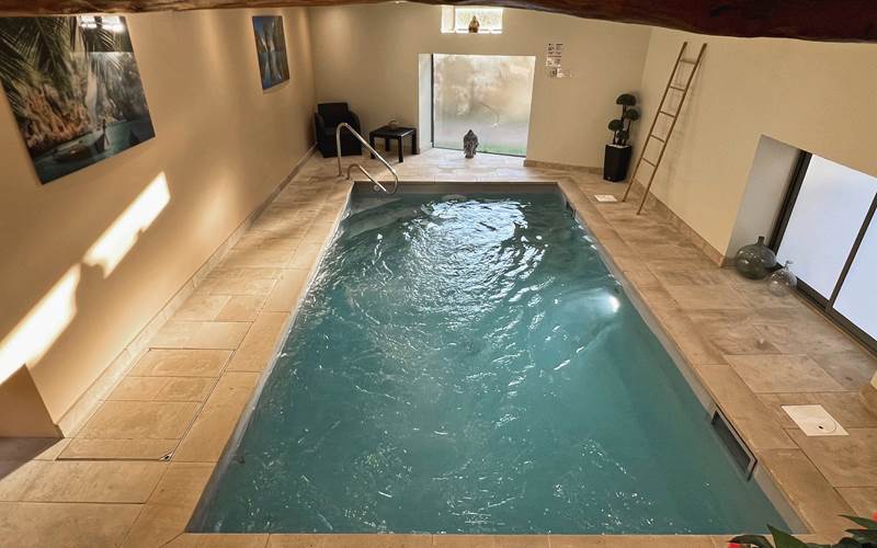 Pièce piscine intérieure