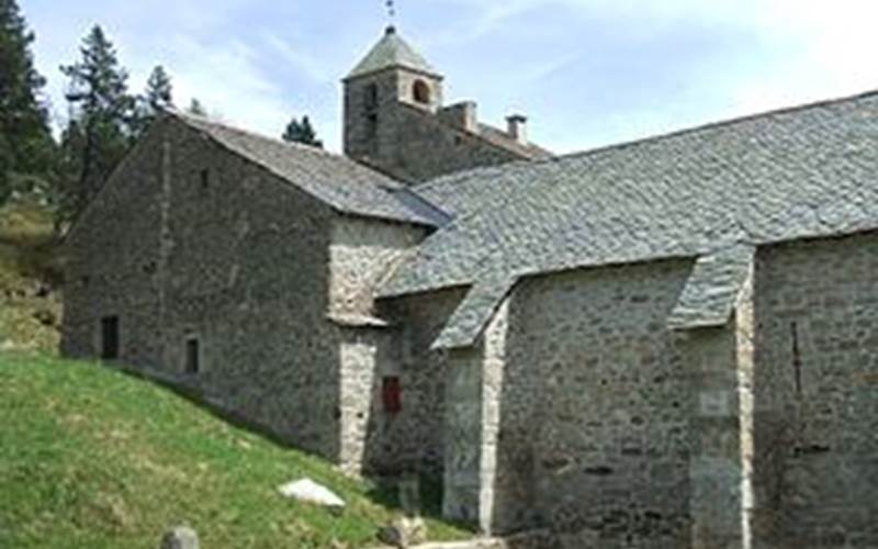 e08f99ac-ef90-444b-a72f-67d0b112c554-photo-around