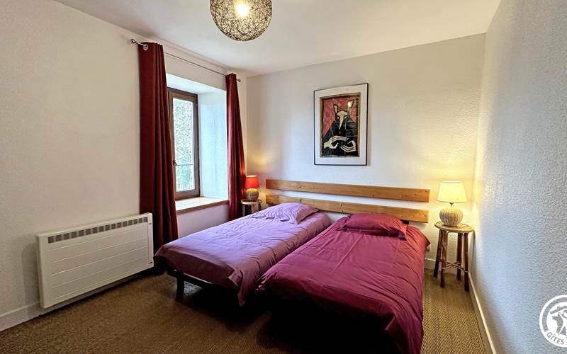 Chambre 2 lits simples Gît§e 2