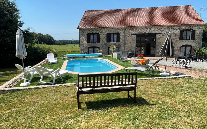 Domaine Pâquerettes et Pissenlits piscine