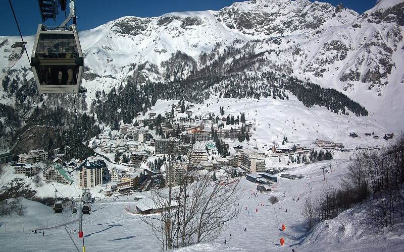 TELECABINE-DE-BEZOU-1-photo-around