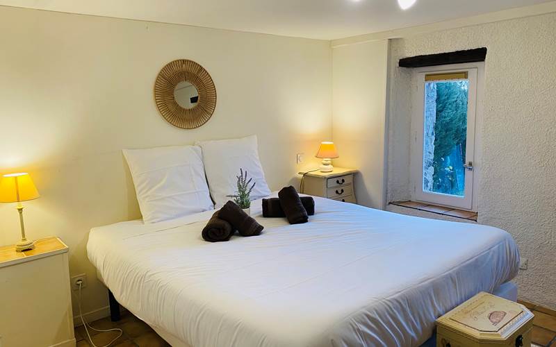 Massane chambre studio lit 160