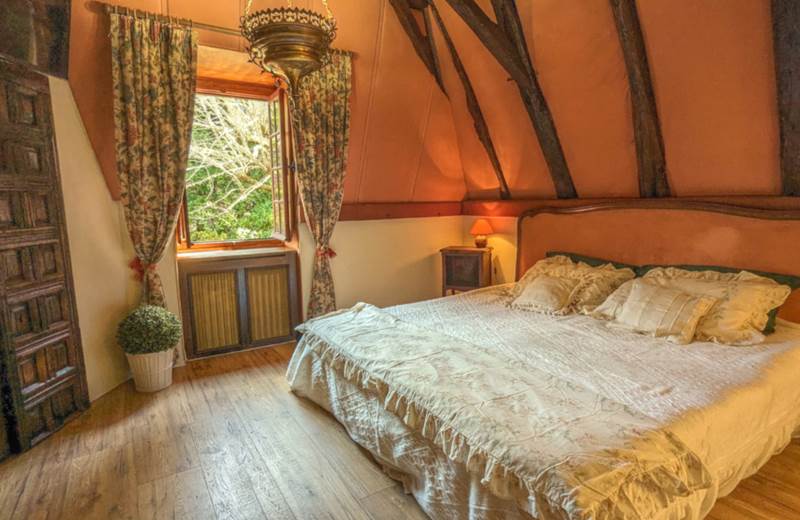 Chambre Terre Rose Bonfarto Locations Urval