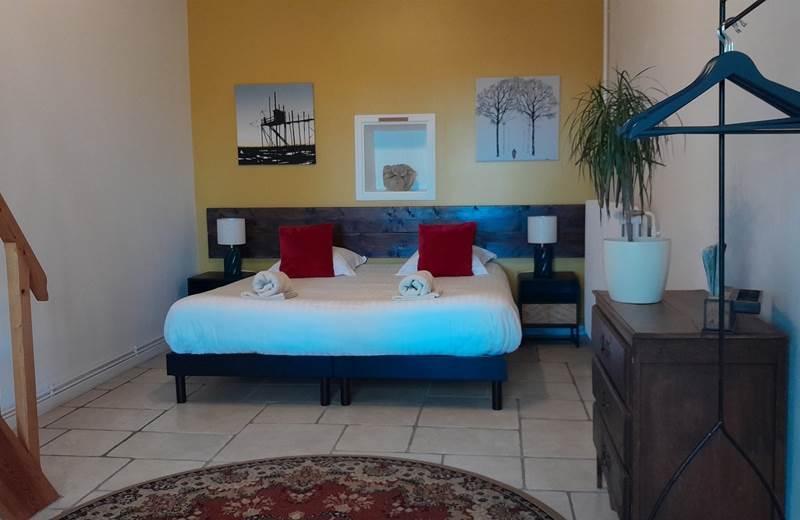 Domaine_Pelouaille_Chambre Dahlia vue 1