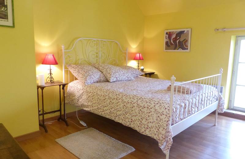 Chambr Jaune: lit King 160 x 200