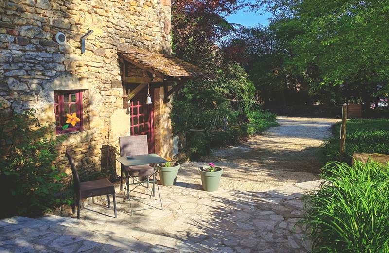 Chambre indépendante Le Pèlerin. Bonfarto Locations Urval Dordogne