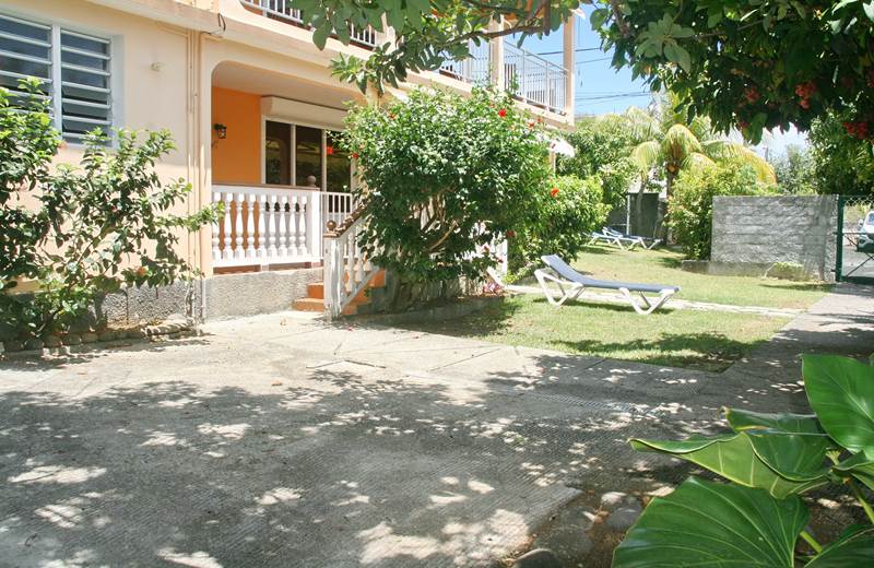 Gîte Ixora Deshaies Guadeloupe