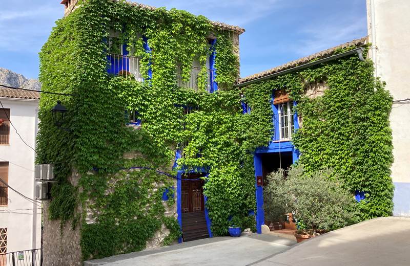 Frente Casa Gallinera Verano