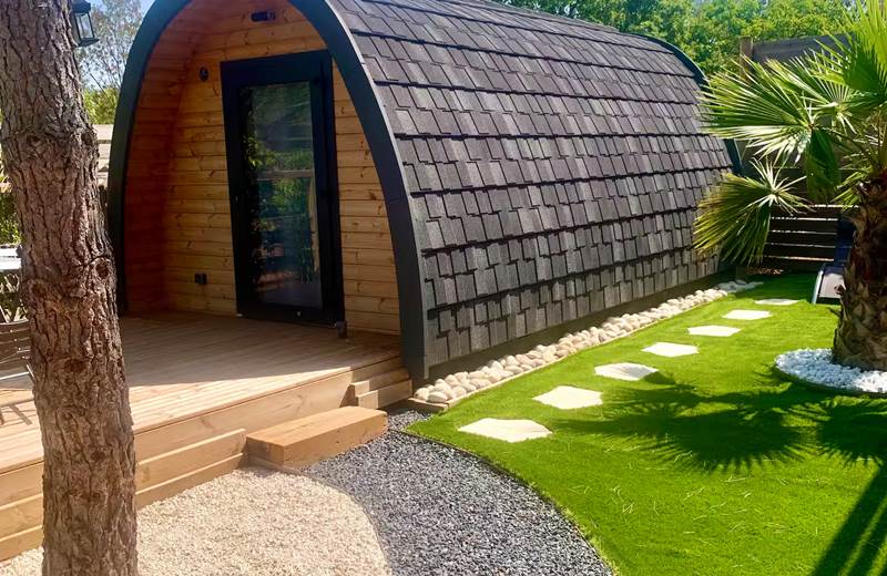 95ff6c40-0721-4985-bd46-3ee2eb618c9d