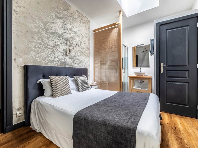 Chambre double standard au cœur de Biarritz