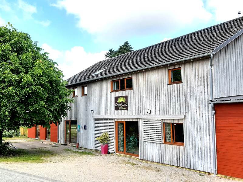 le green camp d'Octavie côté route