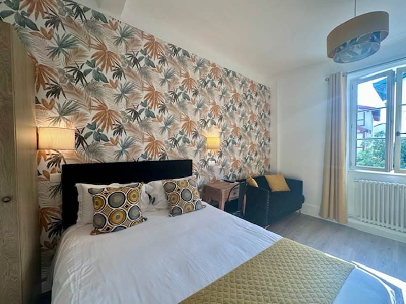 Chambre double confort au cœur de Biarritz
