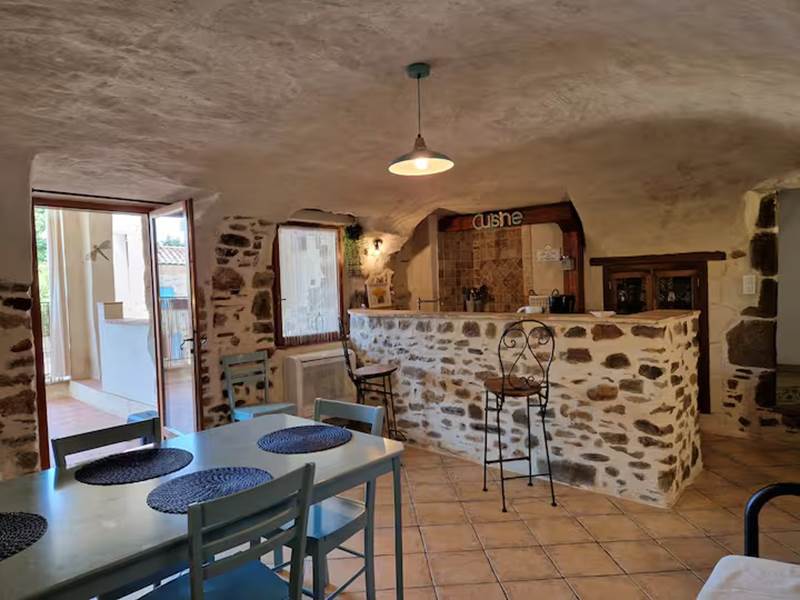 d2f832b3-8677-4573-9695-022b10253a69