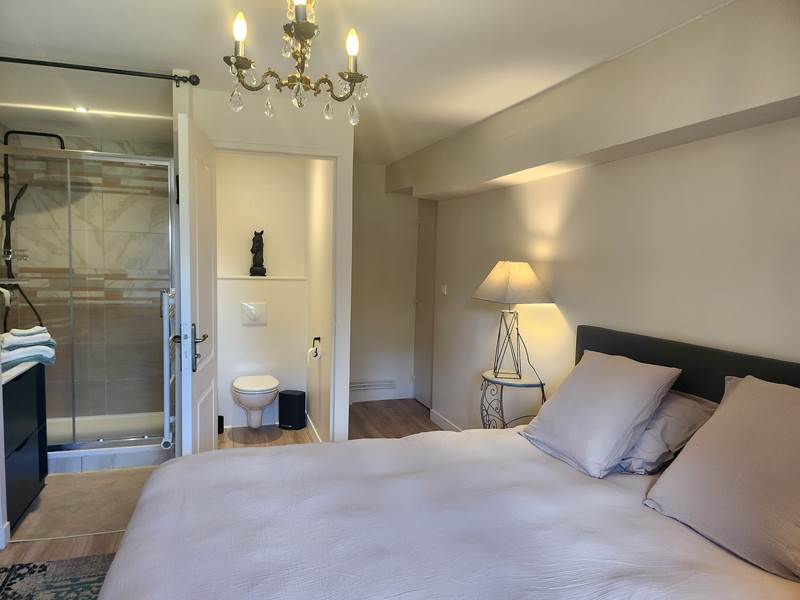 CHAMBRE D'HOTE CONFORTABLE LIT 2 PERSONNES 160CM