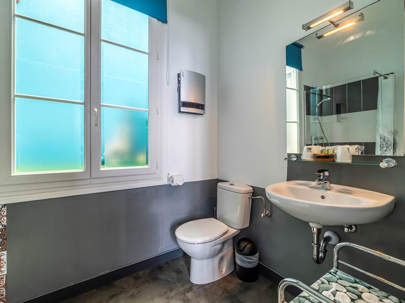 Chambre double confort au cœur de Biarritz