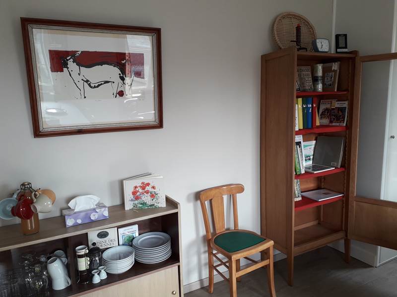 Coin jeux et bibliothèque