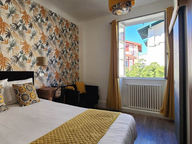 Chambre double confort au cœur de Biarritz
