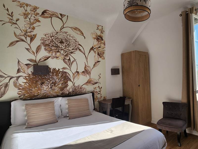 Chambre double confort au cœur de Biarritz