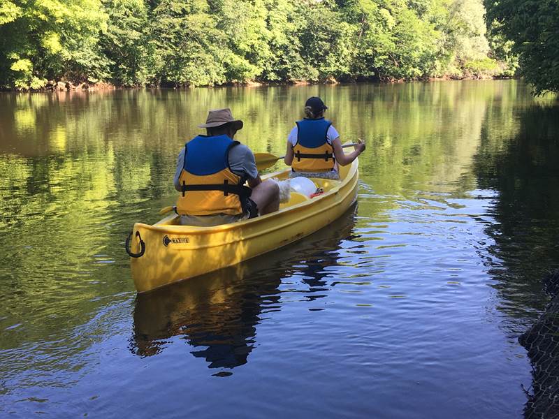 canoë sur la vézère avec canoëfamily