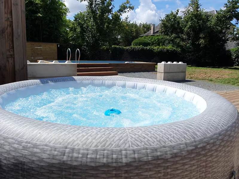 Jacuzzi