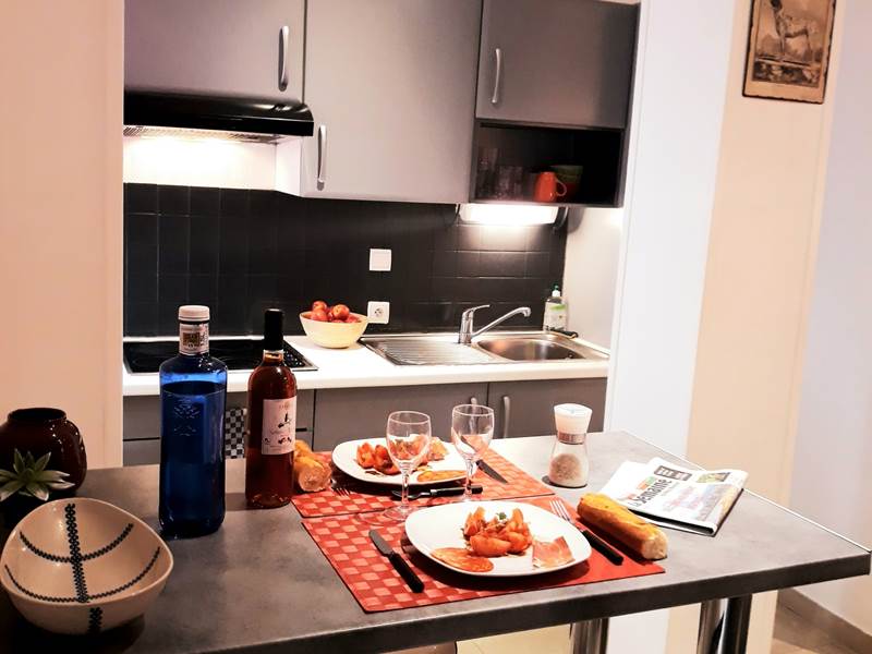 studio 2 personnes kitchenette
