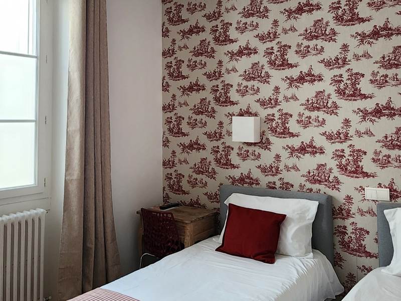 Chambre lits jumeaux au cœur de Biarritz