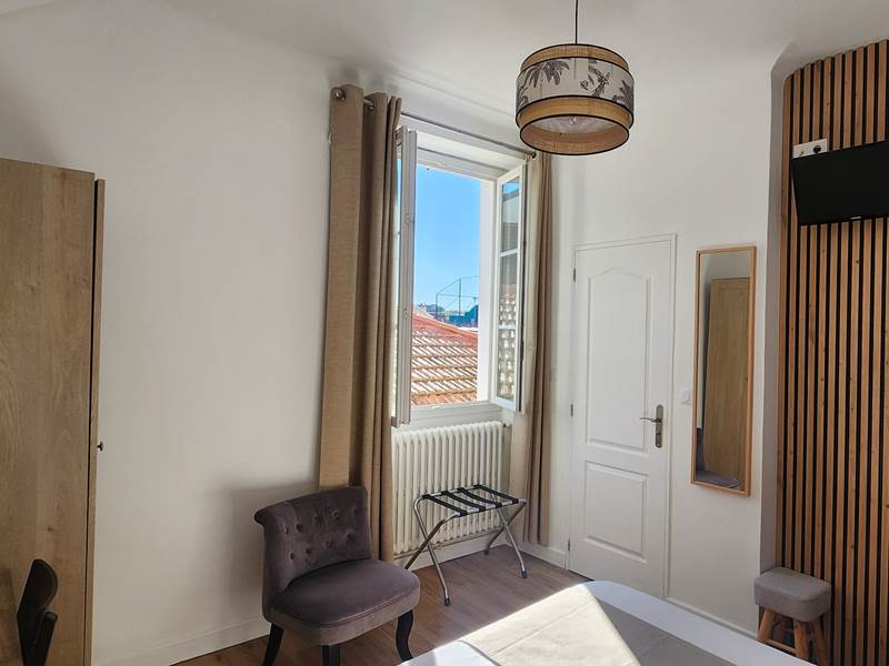 Chambre double confort au cœur de Biarritz