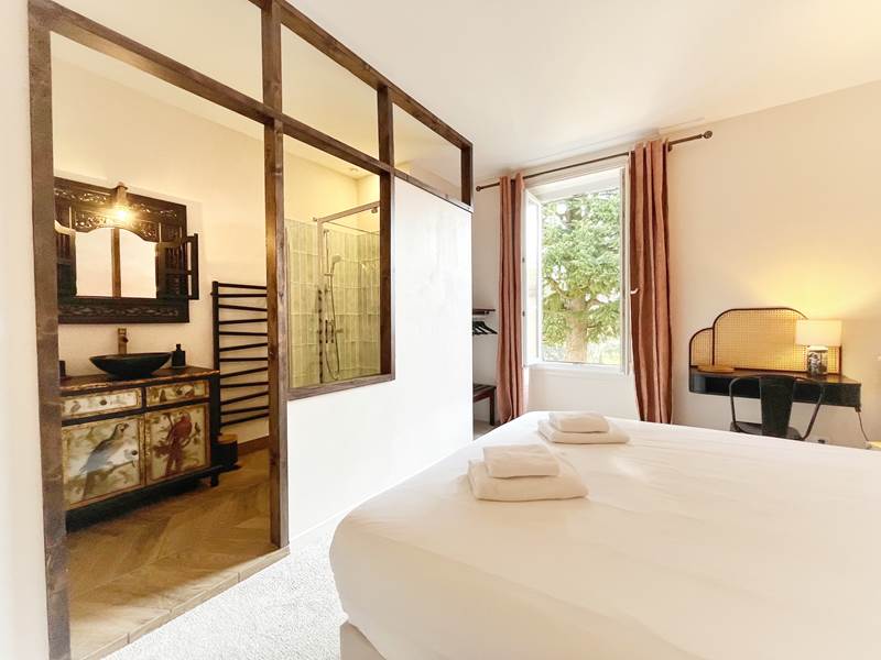 La Maison Voyage 41 - vue d'ensemble SDB ouverte - Chambre Jardin