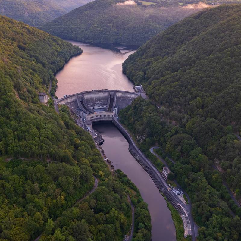 Barrage-du-Chastang--01-img-around