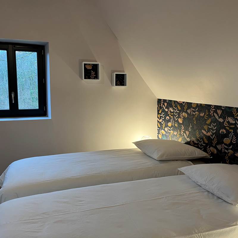 Chambre 2 lits fenêtre2
