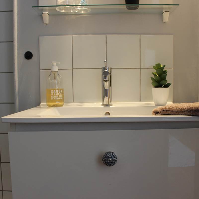B&B La Poterne - Chambre d'hôtes Florale à Epernay