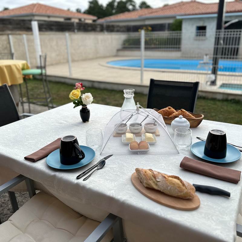 petit-dej-piscine