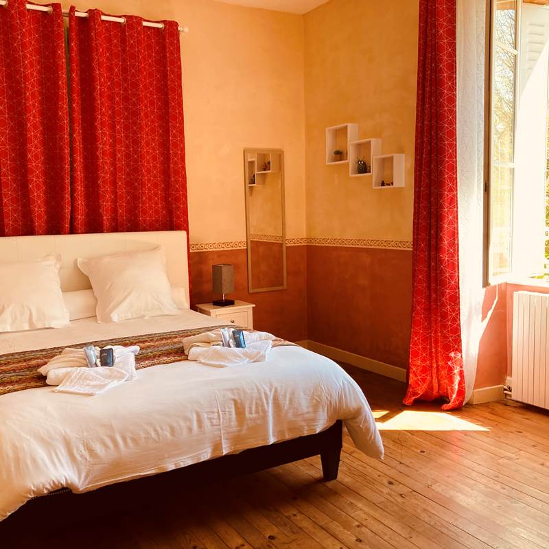 Chambre à l'est avec le soleil du matin-special-offer