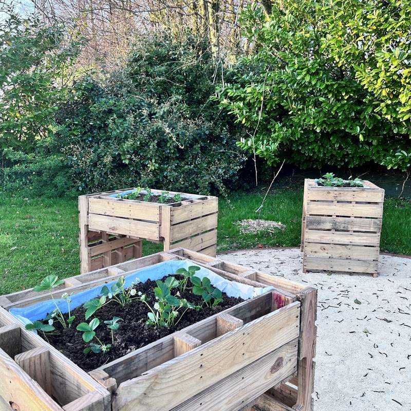Jardin partagé avec jardinière PMR